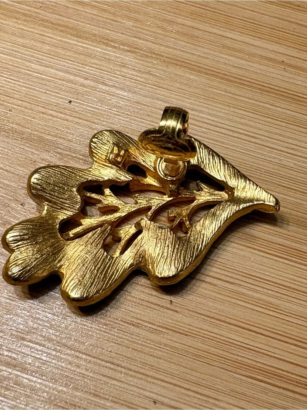 WOW! Stunning Sarah Coventry vintage clip earrings